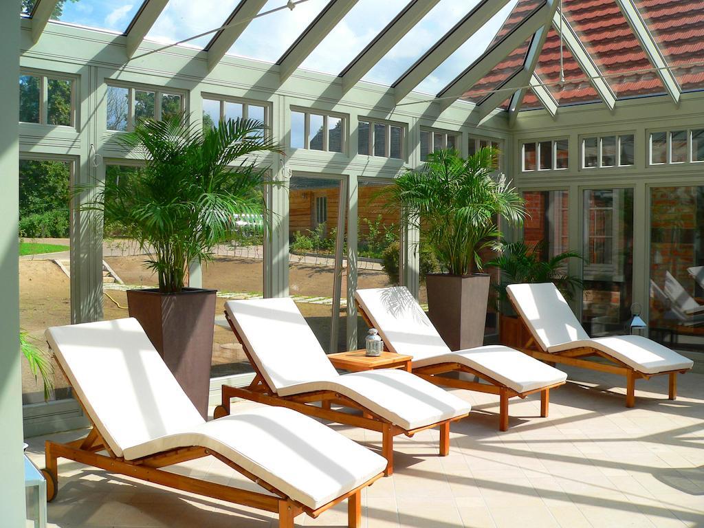 Hôtel Gutshof Woldzegarten Extérieur photo